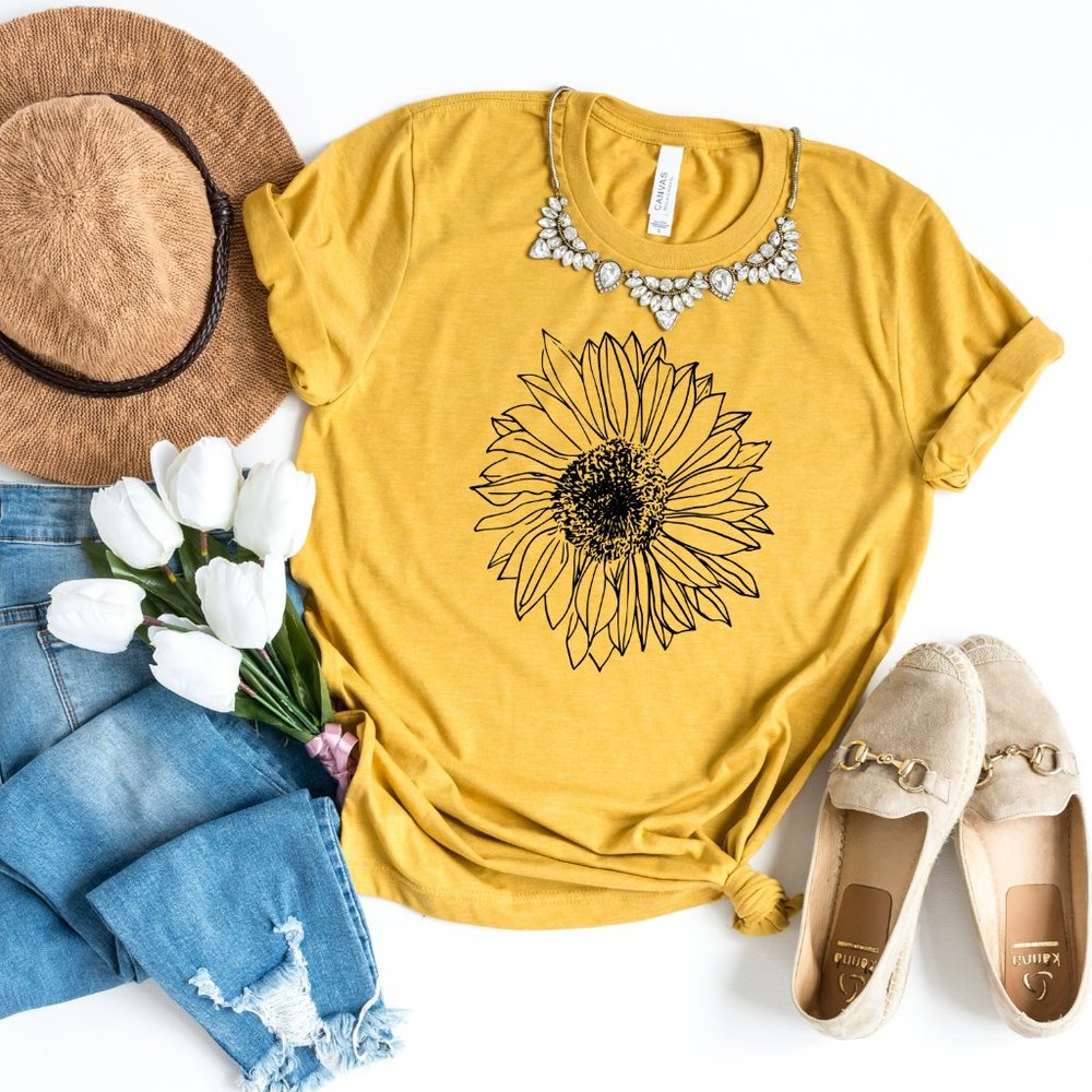 Mustard Yellow Sunflower Silhoutte T-shirt NEW